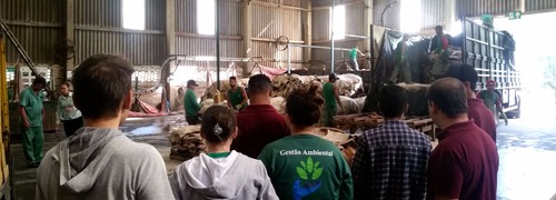 Acadêmicos de Gestão Ambiental fazem visita técnica em curtume de Campo Grande
