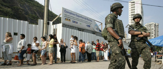 TSE autoriza Forças Armadas em oito Estados no dia da eleição © REUTERS/Bruno Domingos