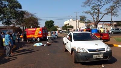 Acidente entre carro e moto deixa uma pessoa morta em Dourados Acidente ocorreu hoje pela manhã em Dourados - Fotos: Osvaldo Duarte