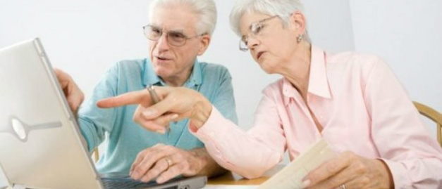 Para complementar renda, aposentados continuam trabalhando © Divulgação