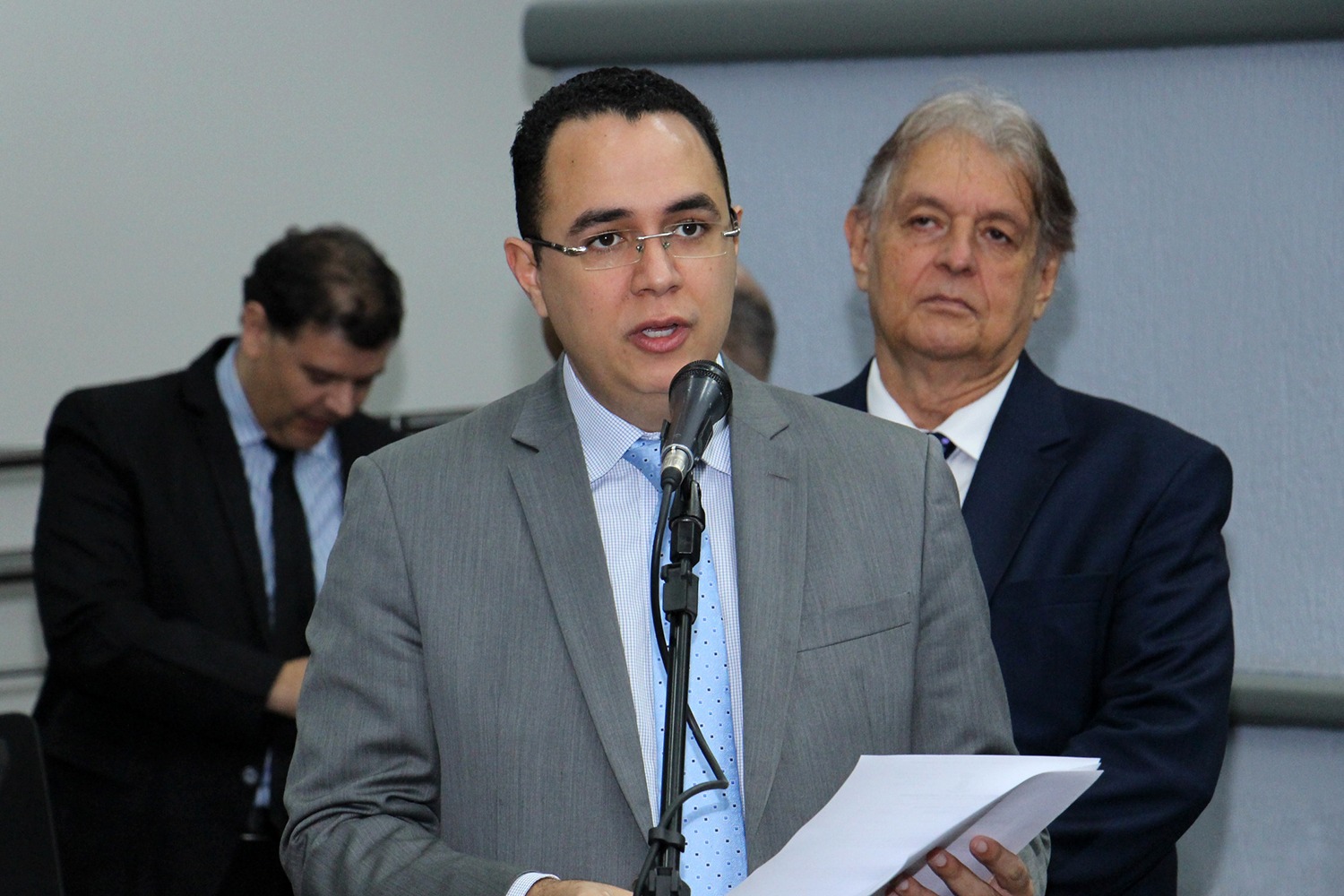 De autoria do vereador Odilon, PL fornece prioridade de vagas em creche para doadoras de leite materno Foto: Assessoria