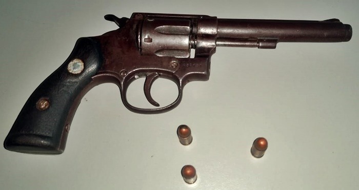 Arma falha em tentativa de homicídio e autora é presa