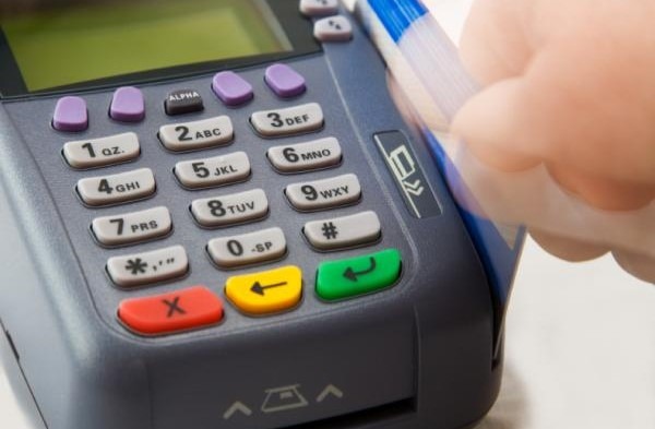 Débitos de veículos poderão ser pagos com cartão a partir de segunda-feira