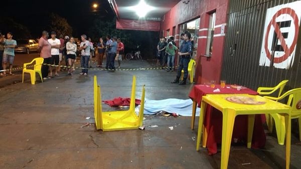 O menor de 14 anos foi atingido com vários disparos de 9mm. Foto: Osvaldo Duarte