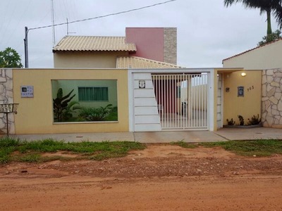 Casa onde ocorreu o crime (Foto: O Pantaneiro)