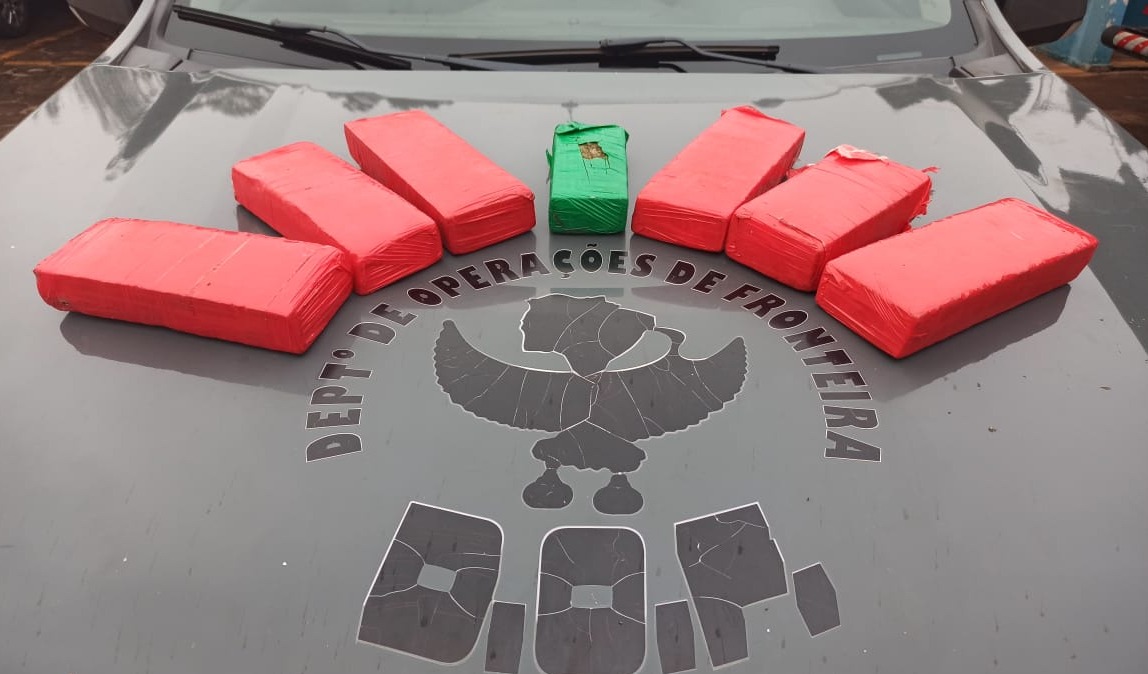 Passageiro de Van que seguia para Campo Grande é preso com drogas