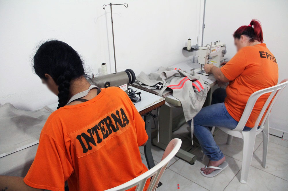 Com peças reaproveitadas em presídio da capital, projeto ajuda crianças em situação de acolhimento Com peças reaproveitadas em presídio da capital, projeto ajuda crianças em situação de acolhimento