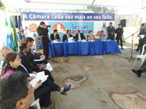 Prefeitura garante que paga salários dia 8, dentro do estabelecido em lei Sessão de hoje acontece no Conselho de Administração. (Foto: Kleber Clajus