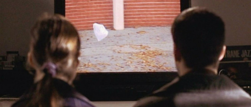 Universitários utilizam sacola como preservativo e acabam no hospital Universitários utilizam sacola como preservativo e acabam no hospital