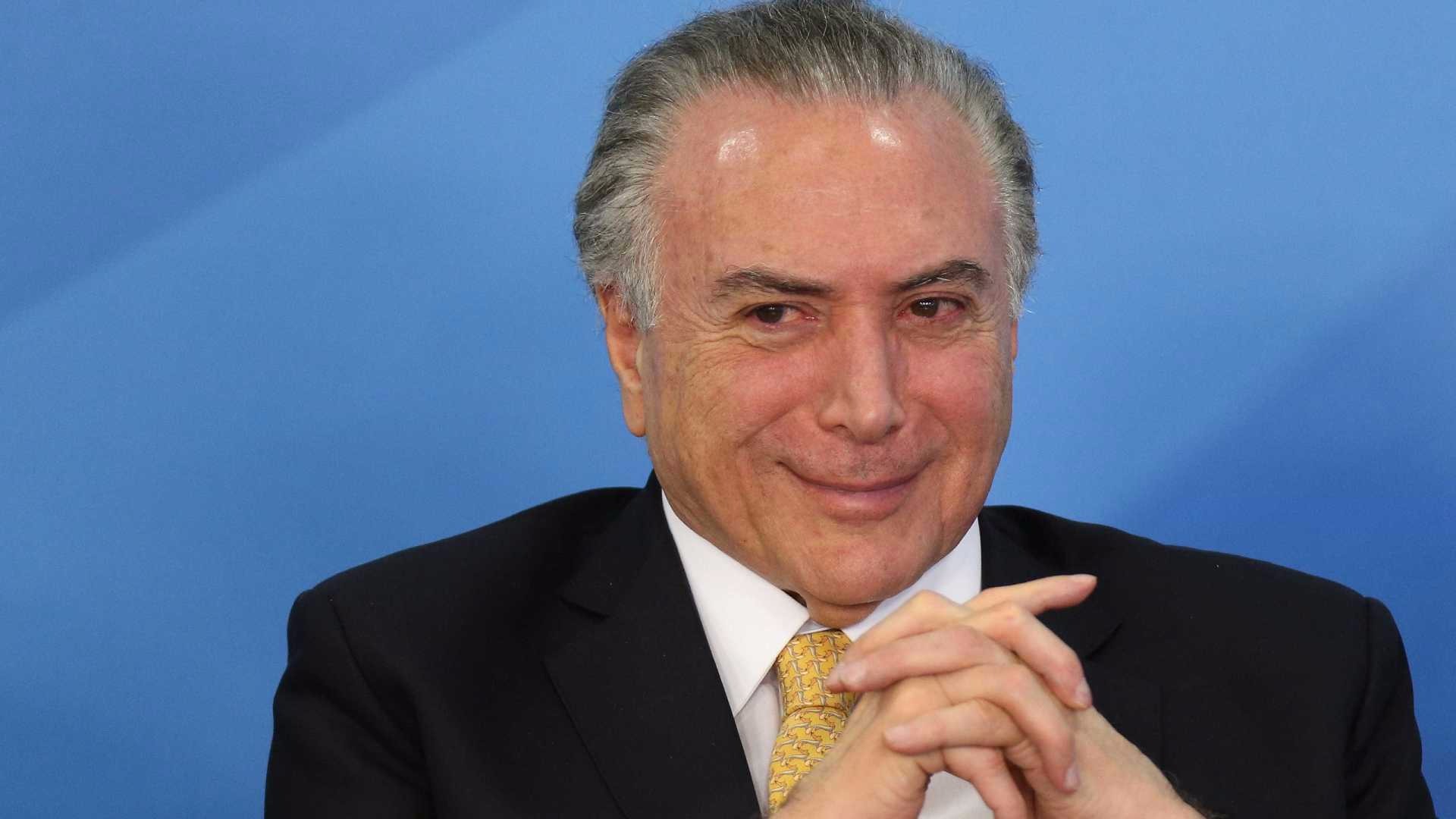 Governo crê em inflação de 3,2% em e melhora previsão de salários REUTERS / Adriano Machado (Foto de arquivo)