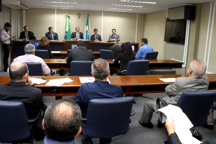 Gastos com pessoal do Governo de MS ficam acima do limite prudencial da LRF Wagner Guimarães