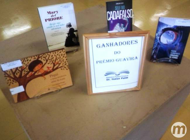 Biblioteca Isaías Paim realiza exposição literária destacando obras do Prêmio Guavira (Divulgação/FCMS)