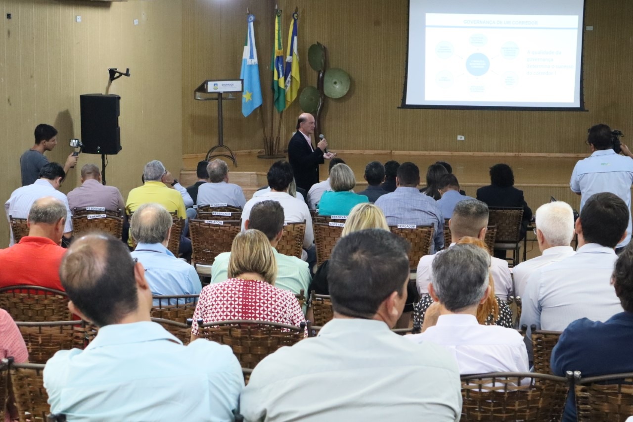 Reunião que tratou do corredor bioceânico reuniu empresários e autoridades de Dourados e região