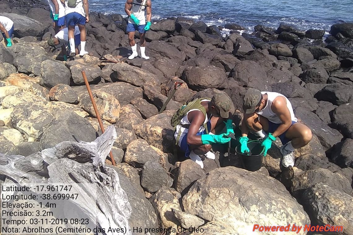 ICMBio suspende visitas a Abrolhos por causa do óleo Marinha do Brasil