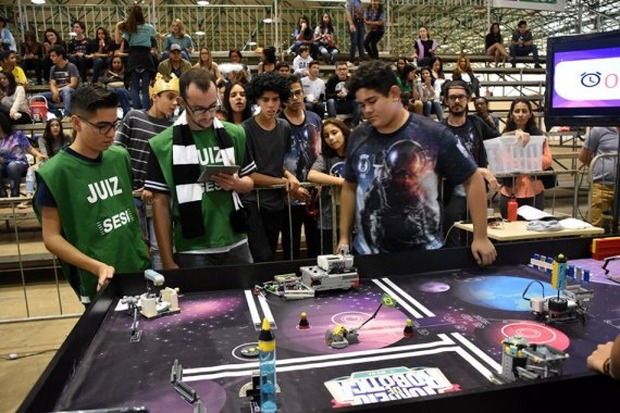 Escolas do Sesi da Capital e Maracaju levam torneio de robótica ao Shopping Norte Sul Plaza Escolas do Sesi da Capital e Maracaju levam torneio de robótica ao Shopping Norte Sul Plaza
