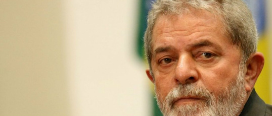 'Montei uma quadrilha para tirar 36 milhões da miséria', diz Lula 'Montei uma quadrilha para tirar 36 milhões da miséria', diz Lula