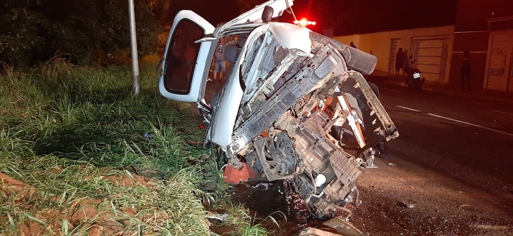  Colisão ocorreu na avenida Thyrson de Almeida. José Aparecido/TV Morena