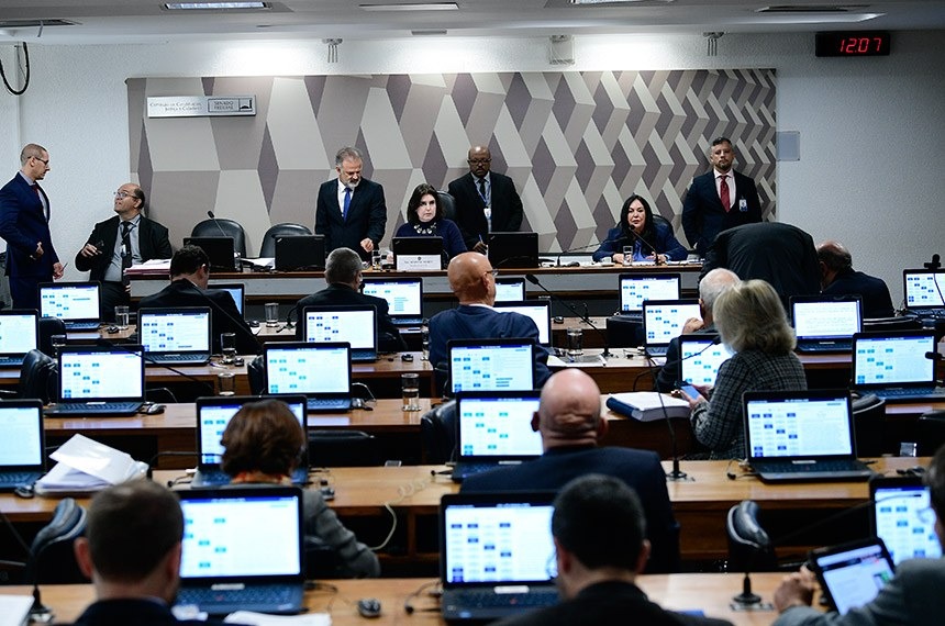 Criminalização do caixa dois nas eleições é aprovada na CCJ e vai à Câmara Foto: Senado