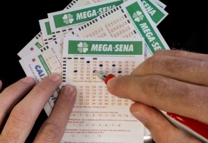 Aposta única de Peruíbe ganha prêmio de R$ 26,5 milhões da Mega-Sena Aposta única de Peruíbe ganha prêmio de R$ 26,5 milhões da Mega-Sena