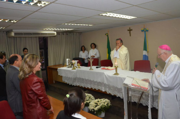  Foto: Roberto Higa/ALMS
Santa Missa de maio, celebrada no plenarinho Nelito Câmara, lembrou da comemoração do Dia das Mães