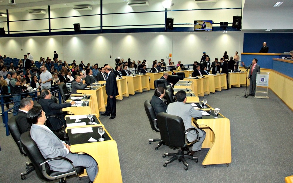 Vereadores têm opiniões divididas sobre suspensão da verba indenizatória (Foto: Izaias Medeiros/Câmara Municipal de Campo Grande)