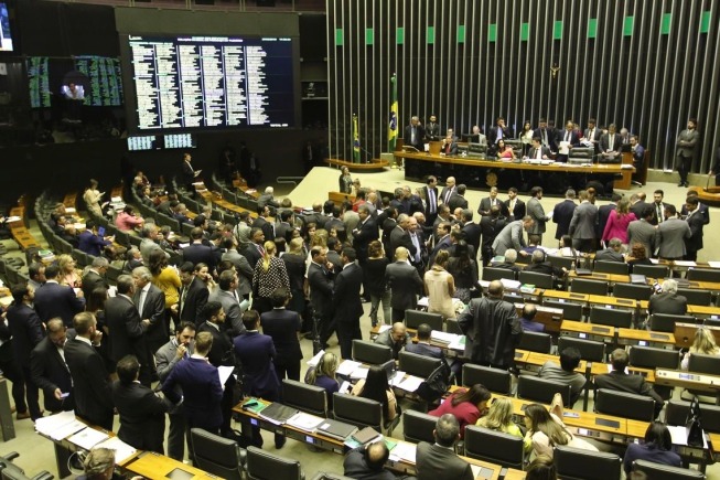 Câmara retoma hoje votação de destaques no texto da Previdência Agência Brasil