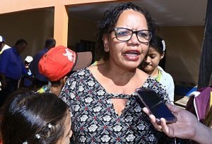Professora Nádia disse que educação ganha muito com nova ponte.
