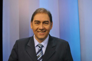 Bernal perdeu reeleição, mas tem votos cobiçados para o segundo turno. (Foto: Alcides Neto)
