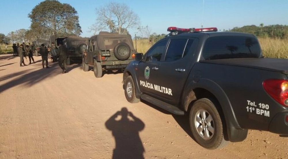Polícia Militar em apoio ao Exército durante operação Ágata, em MS (Foto: PM/Divulgação)