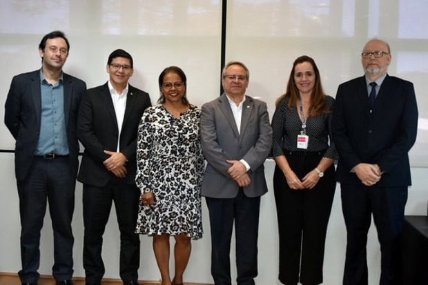 Sesi firma parceria com MPE para oferecer descontos na escola e aperfeiçoamento a servidores