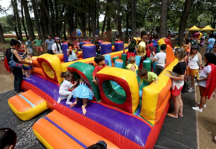 Cadastro incompleto impede 4 mil cidades de receber recursos da União Os recursos referem-se ao Fundo dos Direitos da Criança e do Adolescente - Wilson Dias/Arquivo/Agência Brasil