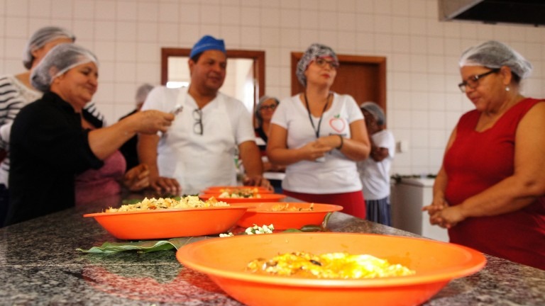 Prefeitura abre processo seletivo para profissionais atuarem em escolas em Anhandui Prefeitura abre processo seletivo para profissionais atuarem em escolas em Anhandui