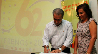 Em comemoração ao aniversário de Terenos, Reinaldo anuncia presente de R$ 1,1 milhão Foto: Chico Ribeiro