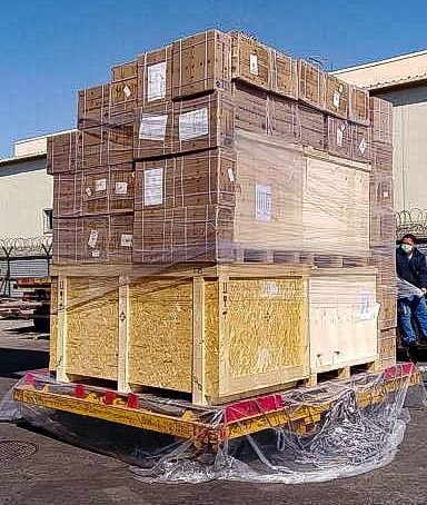 Produtos sendo embarcados na China