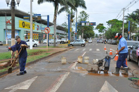 Agetran fará campanha educativa antes da ativação das câmeras nos semáforos Antes de começarem a funcionar os radares vão passar por aferição e depois a Agetran fará uma campanha educativa com os condutores – A. Frota