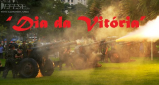 Em vários países as celebrações são realizadas com homenagens e discursos lembrando os difíceis anos em que o mundo sofria com o maior conflito bélico do século XX.