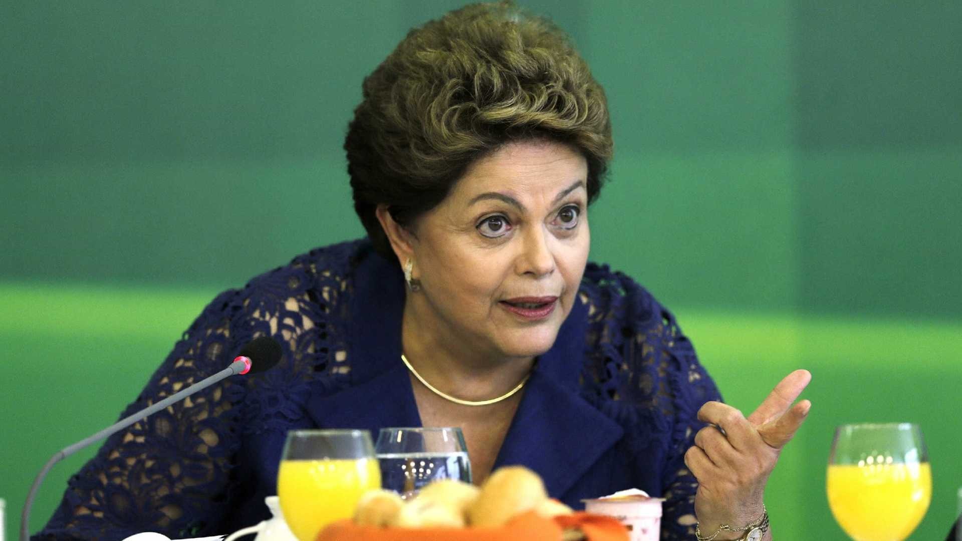 Palocci: campanha de Dilma custou R$ 800 mi, o dobro do declarado Reuters