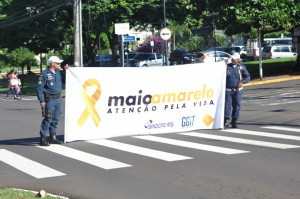 Campanha "estaciona" cadeiras de rodas em vagas de veículos na região central Ações aconteceram também nos cruzamentos de avenidas. (Foto:Arquivo/Marcelo Calazans0