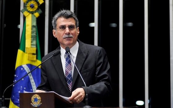 Senado Romero Jucá (PMDB-RR), autor da proposta.