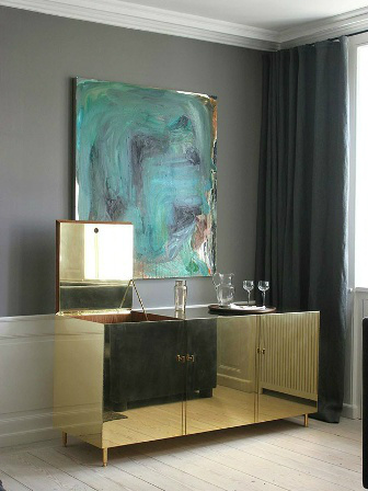Décor do dia: móvel-bar dourado
