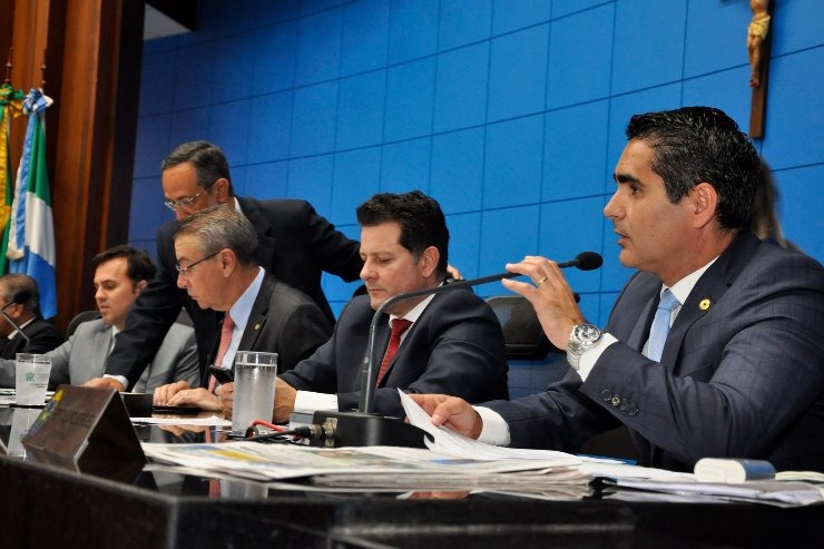 Mesa aprova apresentação de PEC sobre imunidade tributária a unidades de saúde Luciana Nassar