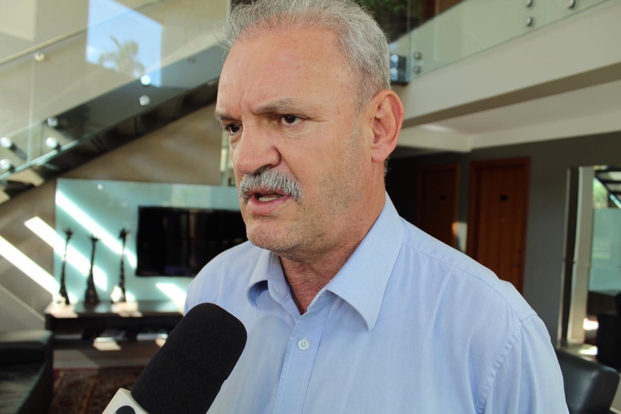 "Ainda não temos transmissão local", diz Geraldo Rezende Geraldo Rezende deu entrevista hoje em Dourados. Dourados Agora