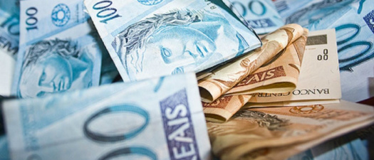 Fazenda estuda aumentar estimativa de receitas com repatriação Fazenda estuda aumentar estimativa de receitas com repatriação