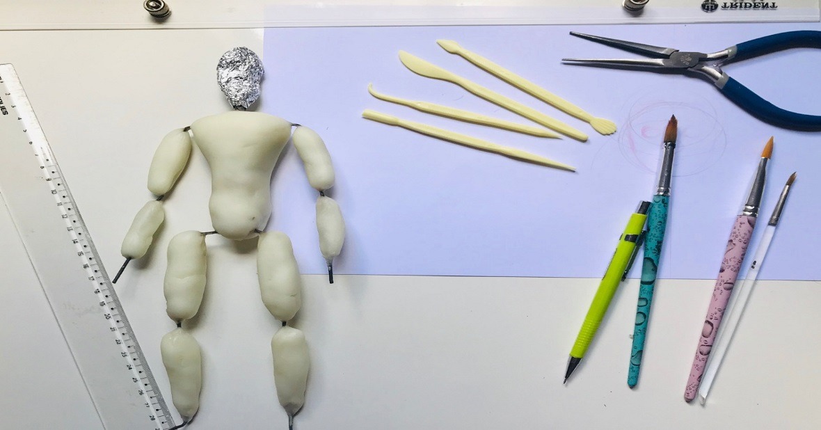 Marco oferece oficinas de Stop Motion, Encadernação Básica e Lettering Marco oferece oficinas de Stop Motion, Encadernação Básica e Lettering