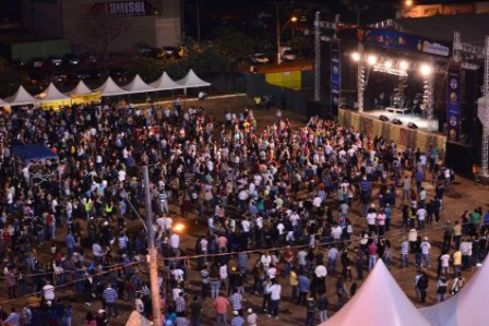 Nos últimos anos o pátio do Douradão foi palco da festa – A. Frota/Arquivo
