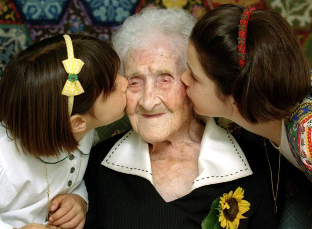 Estudo indica que, mesmo no futuro, ser humano não viverá além dos 115 anos Jeanne Calment viveu até os 122 anos - Foto: Jean-Paul Pelisser/Reuters