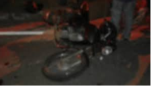 Caminhão faz ultrapassagem e atropela motociclista que morre no hospital Foto Ilustrativa