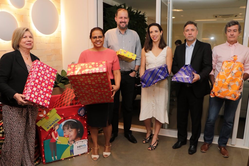 Campanha de Natal arrecada brinquedos para crianças carentes e com deficiência em MS Divulgação