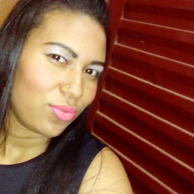 Fernanda de Andrade Oliveira foi morta com dois tiros - Foto: Reprodução/Facebook