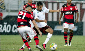 Clássicos e "briga" pela ponta encerram rodada Clássico carioca ocorre hoje a noite - Foto: Nelson Perez/Fluminense